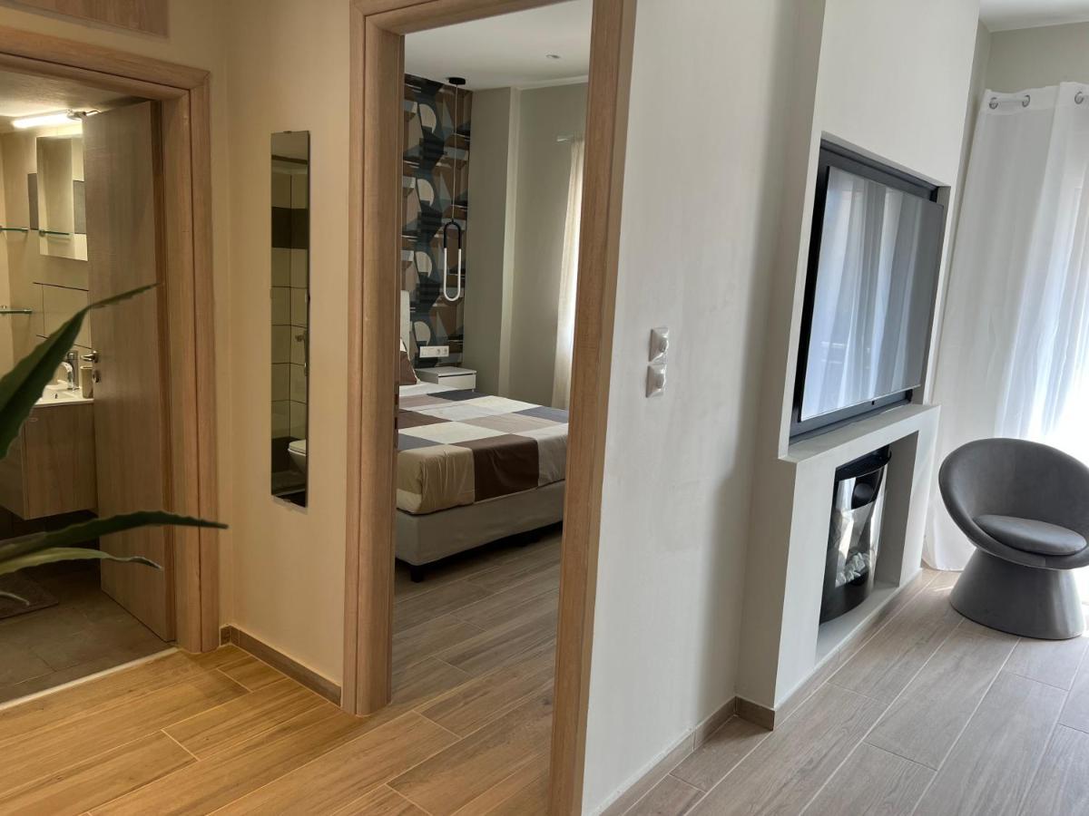 Casa Militou-nea Filadelfia Athens